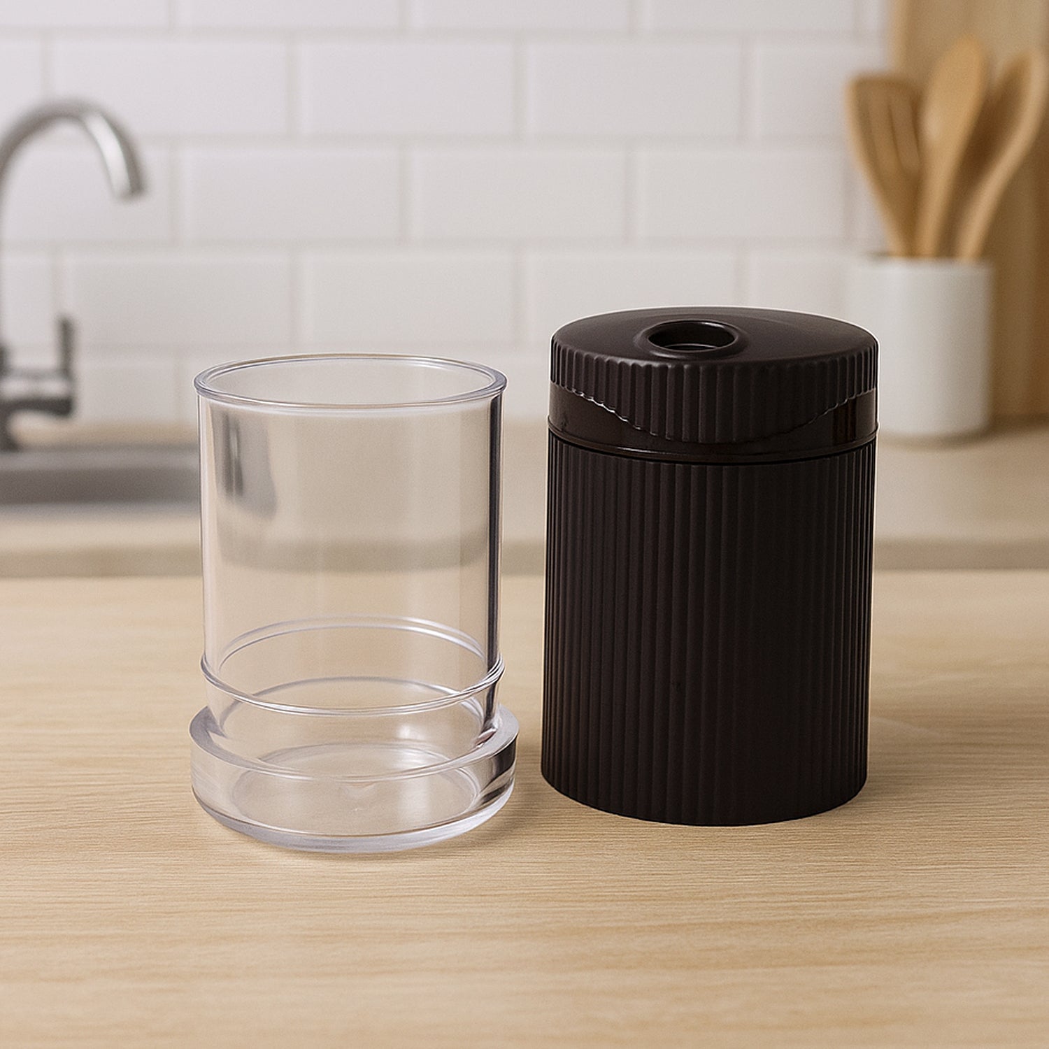 Linoo Stainless Steel Salt & Pepper Set Linoo Stainless Steel Salt & Pepper Set